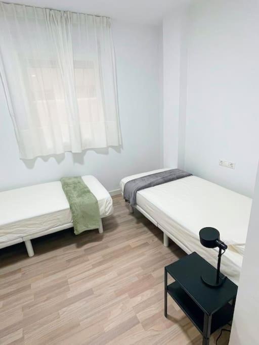 Modern Apartment In Malaga - Rosas Buitenkant foto