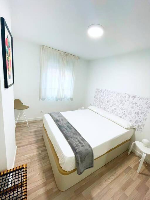 Modern Apartment In Malaga - Rosas Buitenkant foto